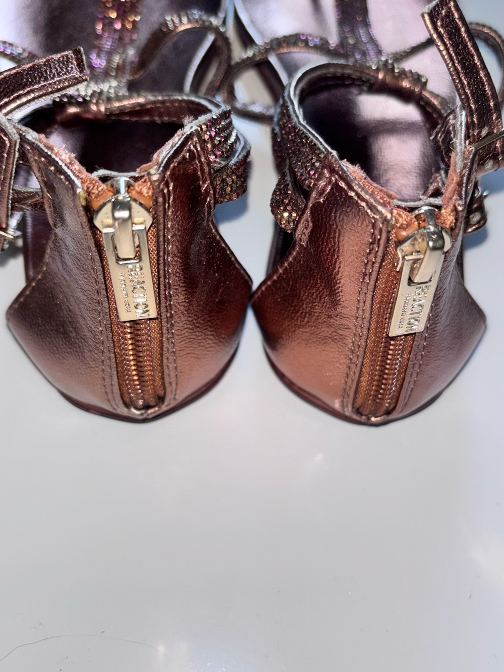KENNETH COLE REACTION - Picture 10 of 14